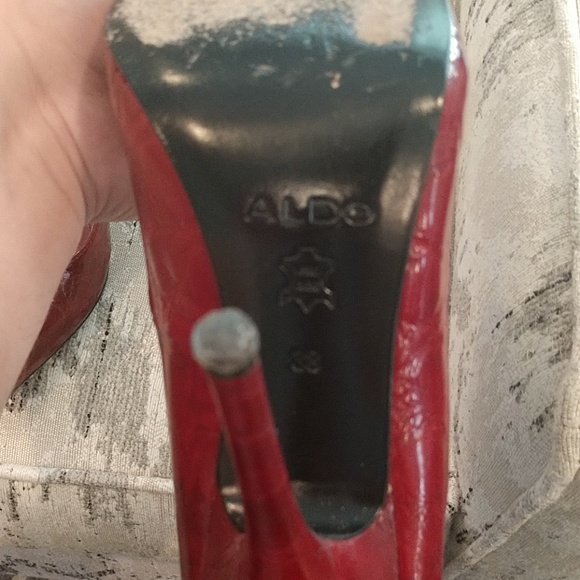 Aldo red patent leather stilettos sz 38 - Picture 8 of 8